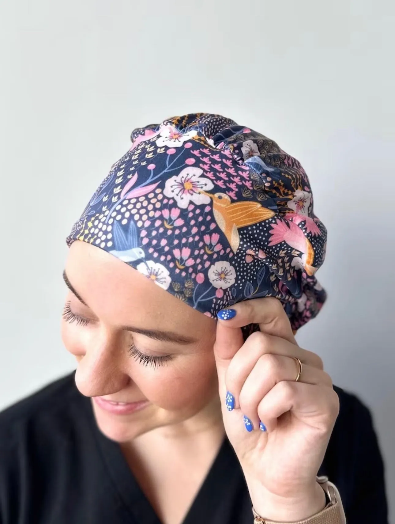 DuoStyle Scrub Hat - Hummingbirds