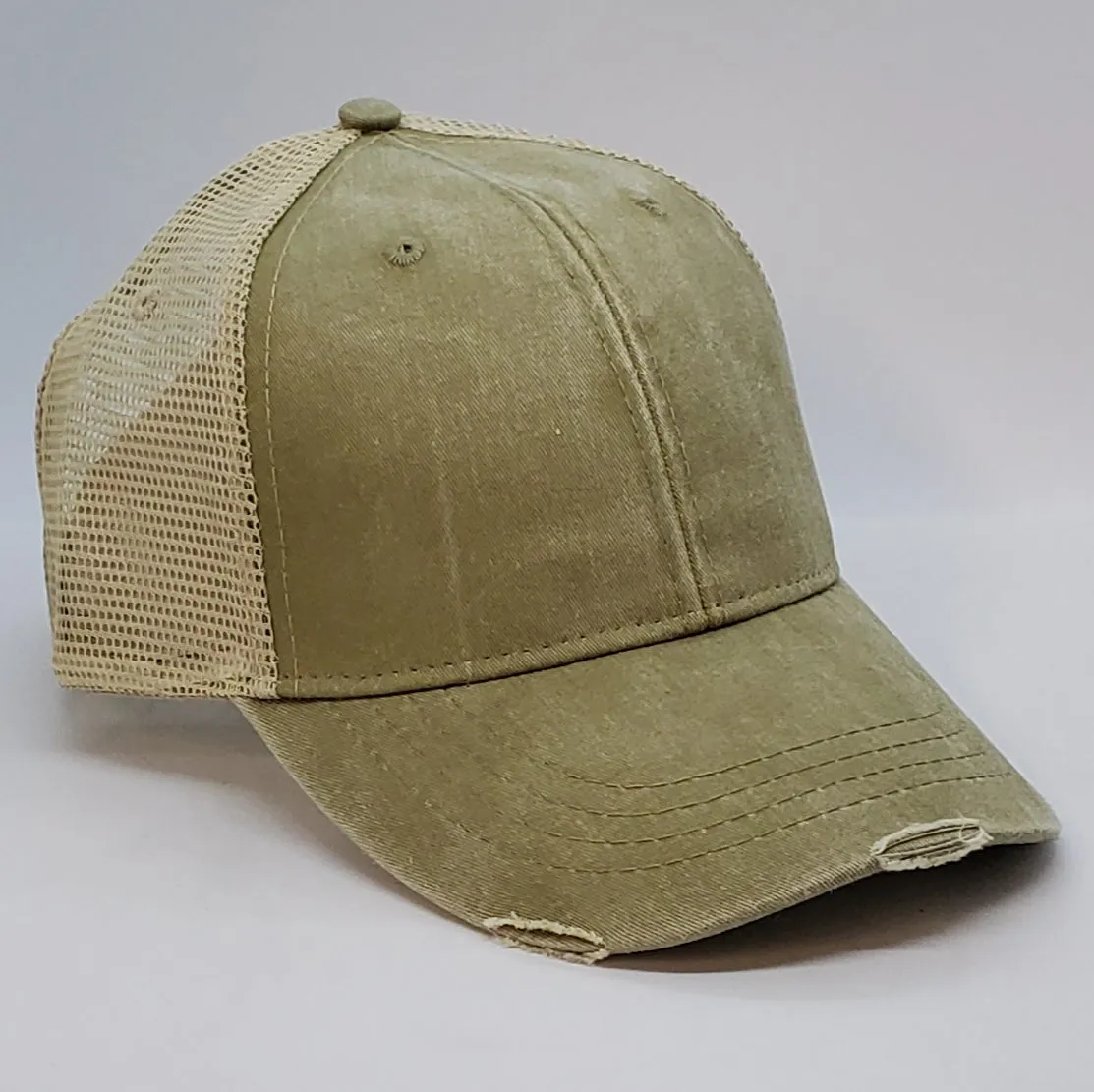 Moonshine (8 Optional Hat Colors)