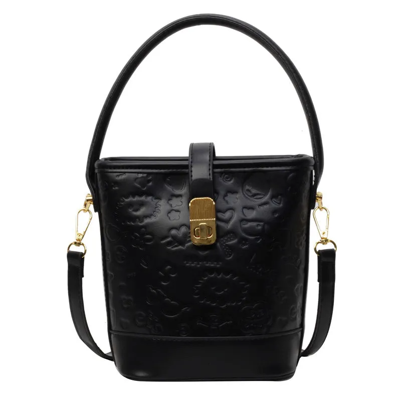 REALAIOT 2025 Cute texture single shoulder printed bag women's popular new trendy fashion solid color versatile single shoulder versatile bucket bag