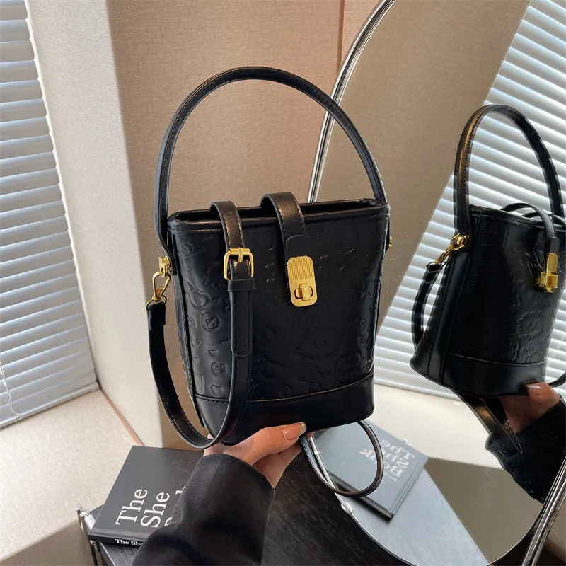 REALAIOT 2025 Cute texture single shoulder printed bag women's popular new trendy fashion solid color versatile single shoulder versatile bucket bag