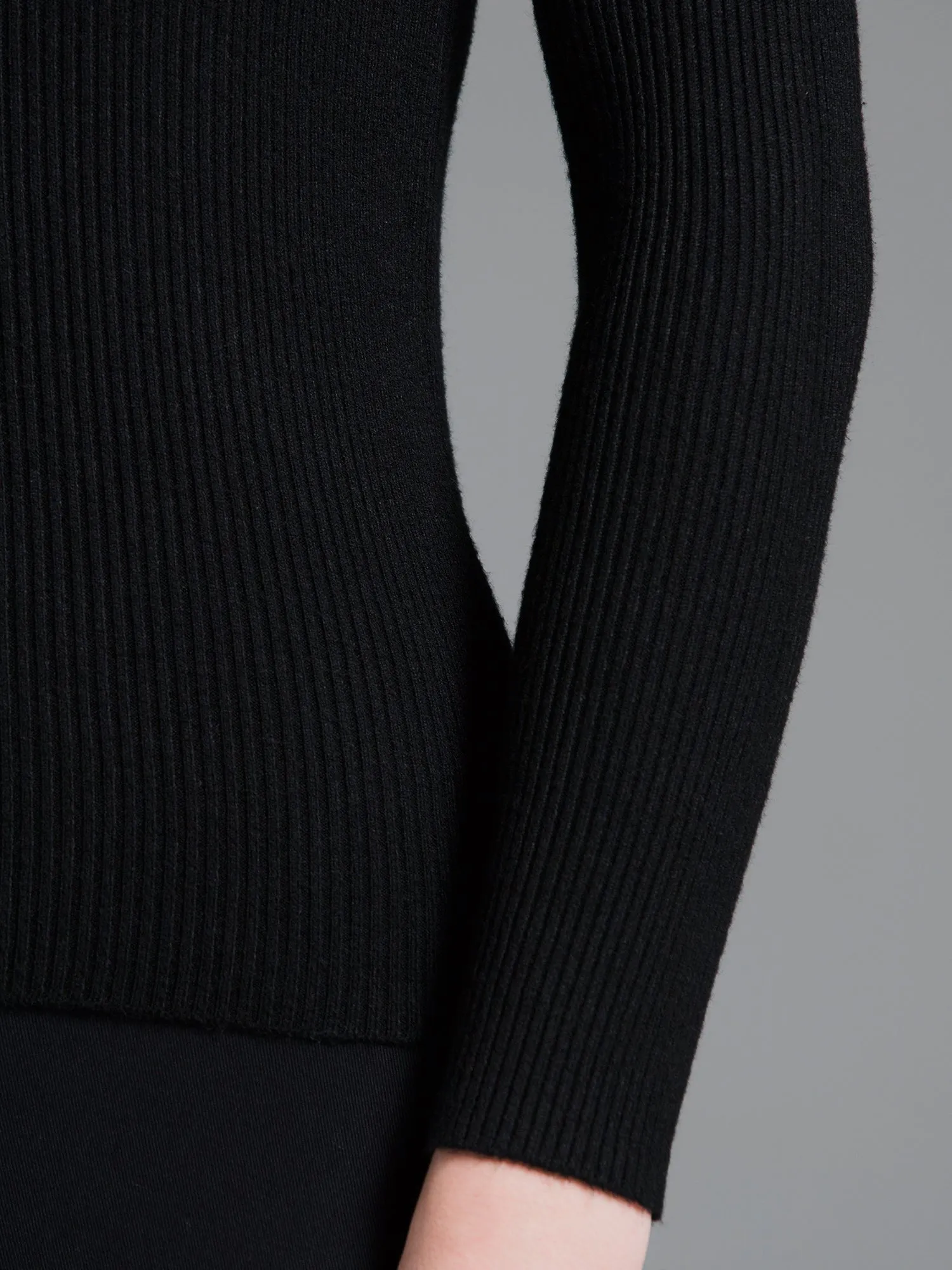 RIBBED HENLEY TEE, BLACK