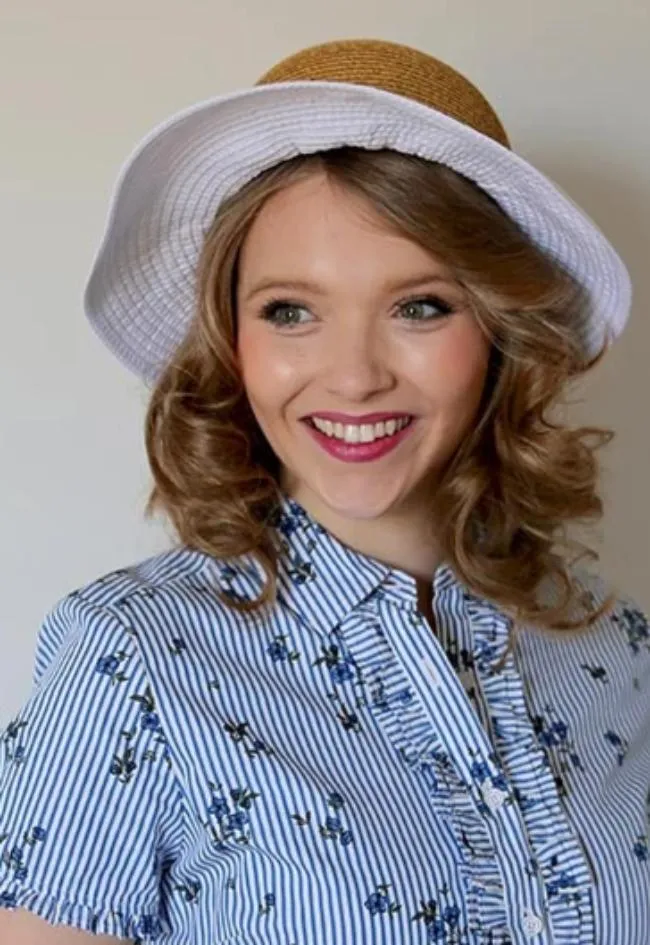 Venus Visor Hat